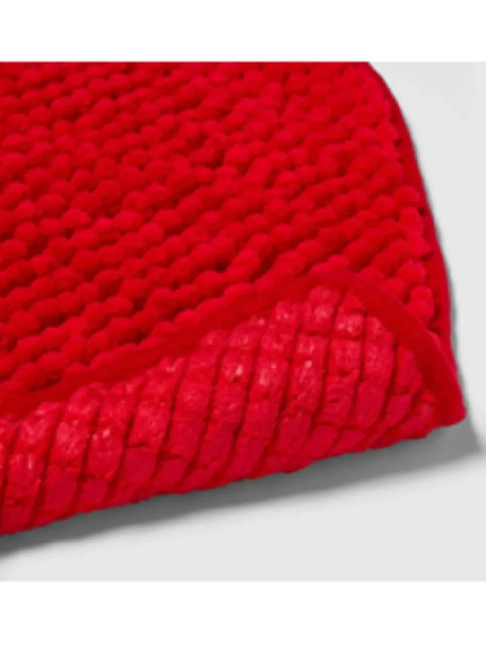 *NEW Room Essentials Bright Red Heart-Shaped Chenille 24